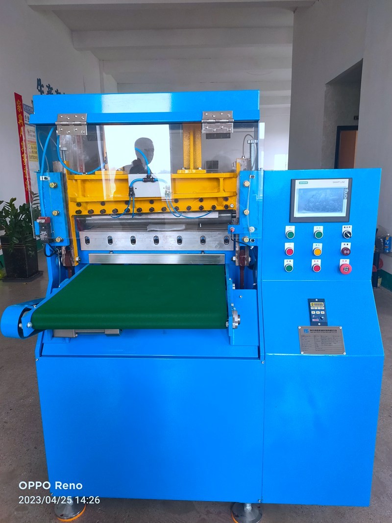 La máquina cortadora de tiras de caucho más confiable de Nanjing Pege fue entregada con éxito a la fábrica de Solvay