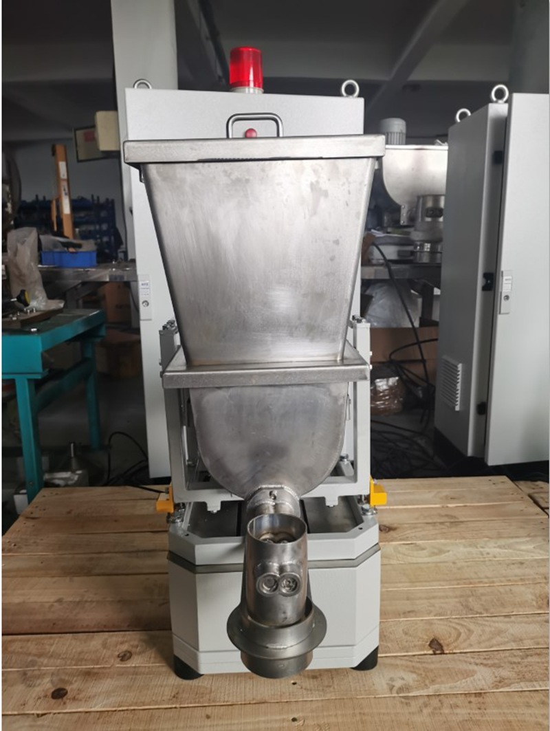 PEGE gravimetric twin screw feeder