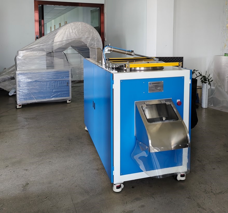 Desbarbadora de rebordeado giratorio de alta calidad con separador de aire para CIKAUTO, reconocido fabricante español de piezas de caucho para automóviles.