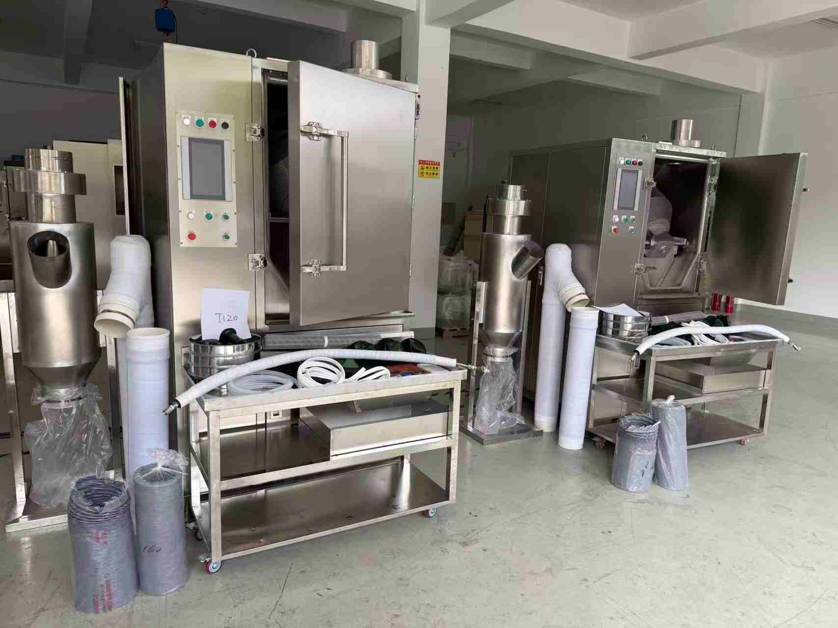 PEGE cryogenic deflashing machines